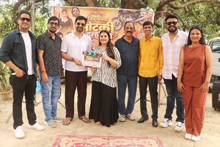 अखिलेश पाण्डेय के निर्देशन में नटराज प्रोडक्शन हाउस की भोजपुरी फिल्म ‘हमार जिन्दगनिया मोटकी दुल्हनिया’ की शूटिंग शुरू कुशीनगर में