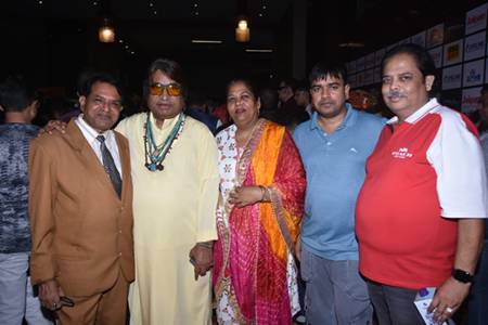 Grand Premiere Of Hindi Feature Film DHAAAK Held In Mumbai, Hero Mohd Saleem Mullanavar And All Guests Welcomed
