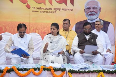“जय भीम पदयात्रा” मुंबई में ऐतिहासिक रूप से सम्पन्न