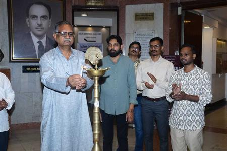 “CHITTADARSHANI” Art Exhibition By Contemporary Artist Dhiraj Hadole In Jehangir Art Gallery